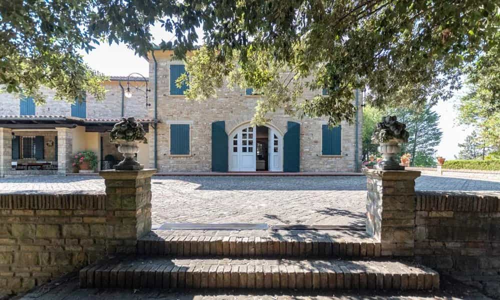 House in Pesaro, Pesaro-Urbino 12389239