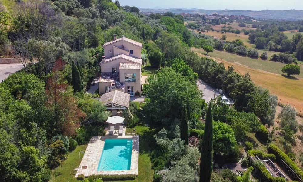 House in Iesi, Marche 12389244