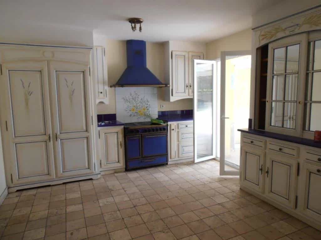 Residential in Montélier, Drôme 12389254