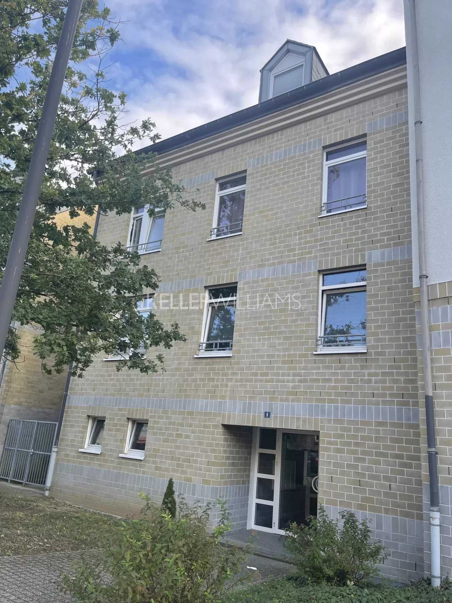 Condominium in Luxembourg, Luxembourg 12389256