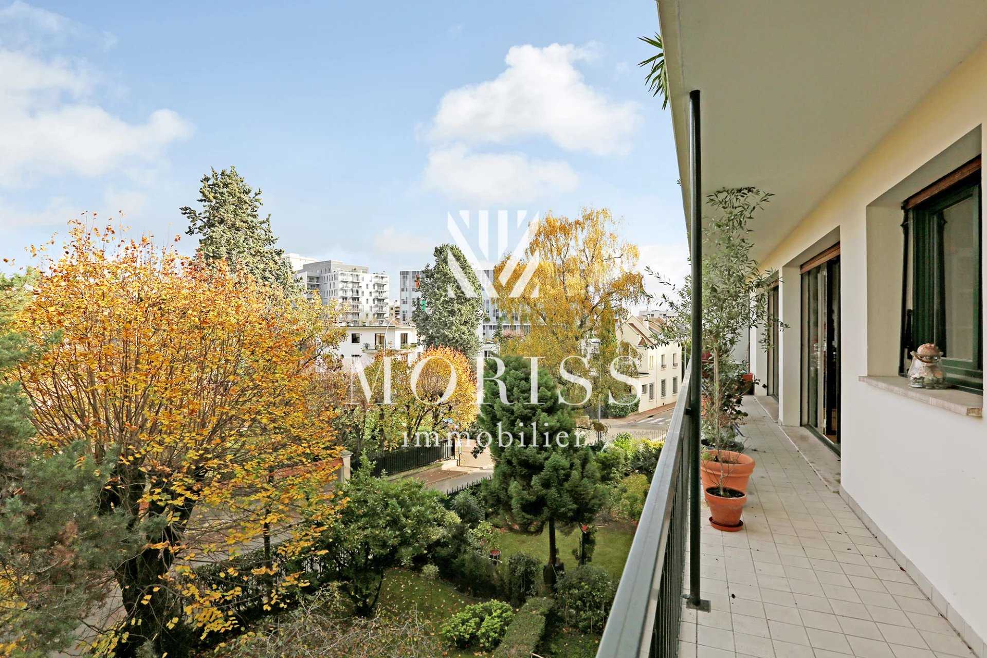 Condominium in Nogent-sur-Marne, Val-de-Marne 12389273