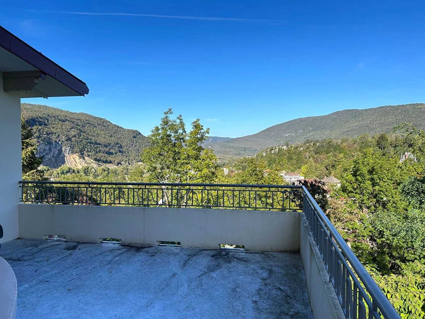 Casa nel Dortan, Alvernia-Rodano-Alpi 12389311