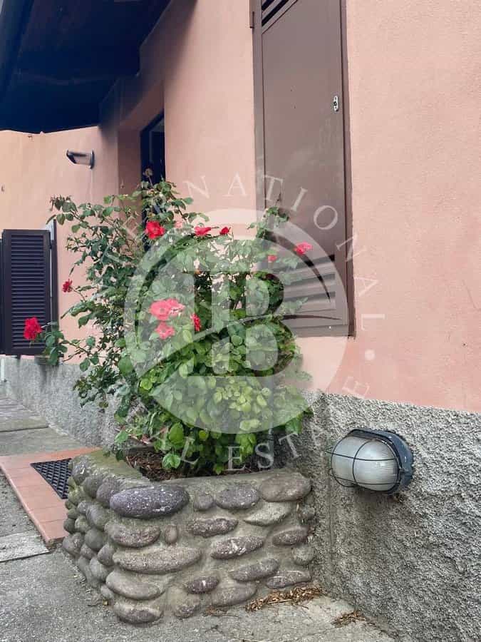 Huis in Bergamo, Bergamo 12389329