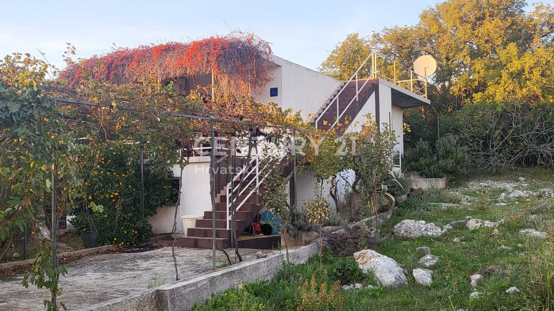 casa en Puerto pequeño, Splitsko-Dalmatina Županija 12389802