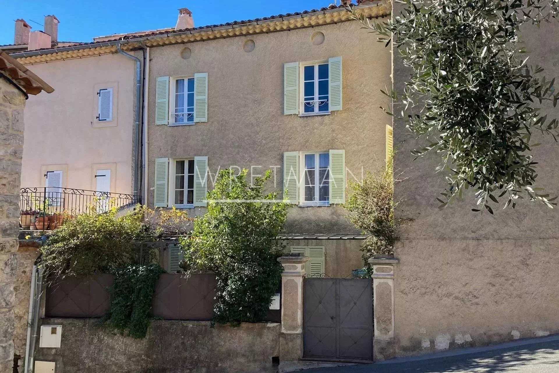 Hus i Fayence, Provence-Alpes-Cote d'Azur 12390831