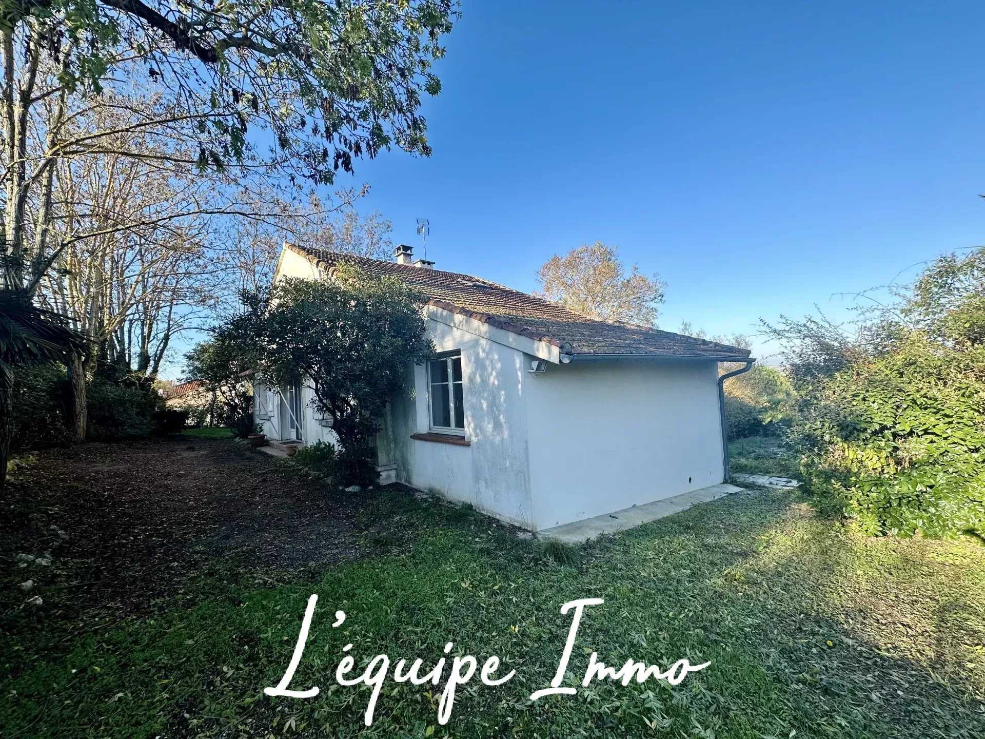 House in L'Isle-Jourdain, Gers 12390902