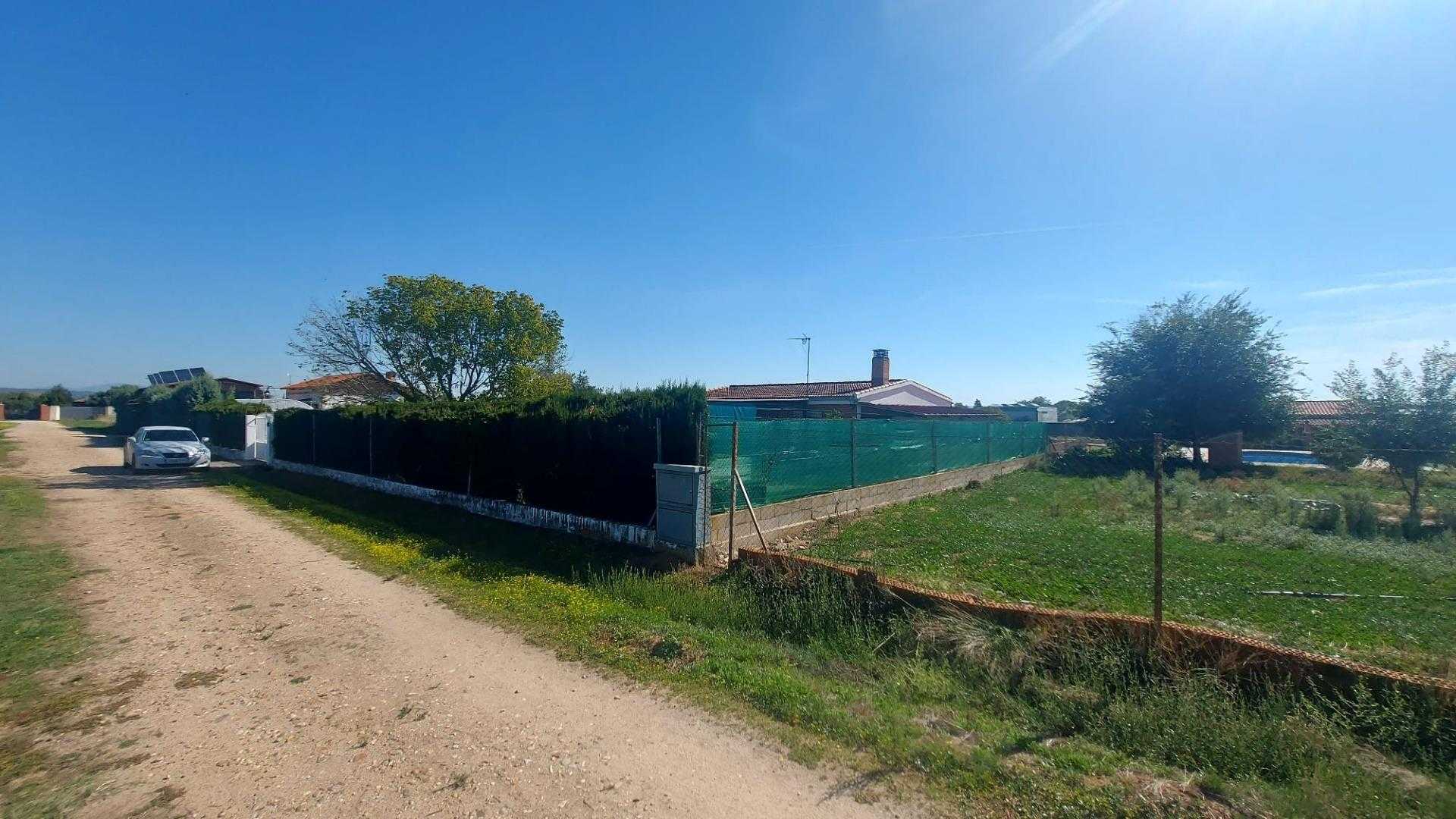 الأرض في Talavera de la Reina, Castille-La Mancha 12391520