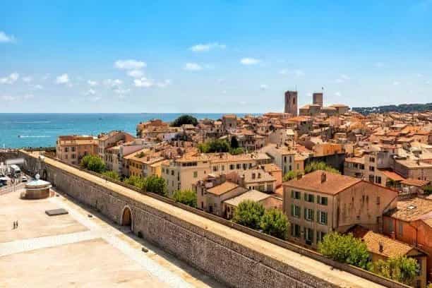 Andere im Antibes, Provence-Alpes-Cote d'Azur 12392198