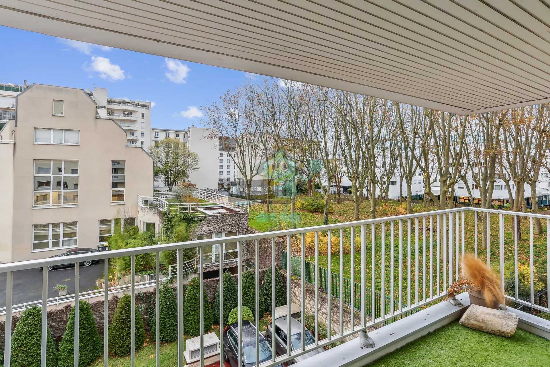 Condominio en Boulogne-Billancourt, Hauts-de-Seine 12392199