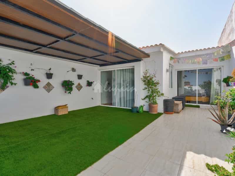 House in Castro, Canary Islands 12392257
