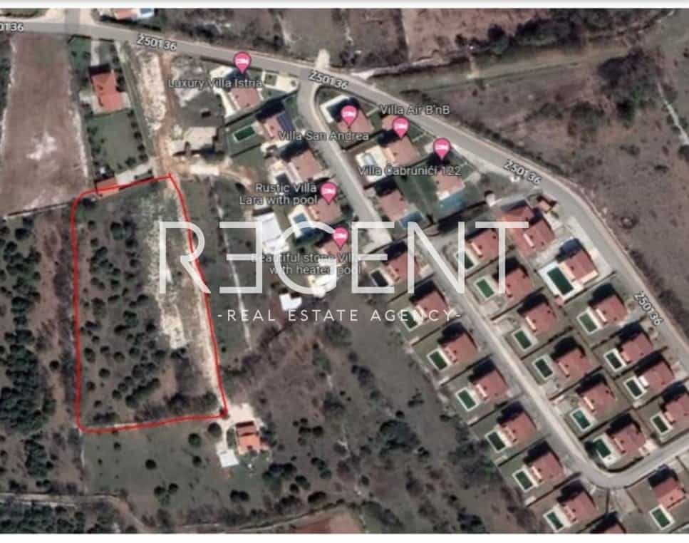 Condominium in Svetvincenat, Istarska Zupanija 12392314