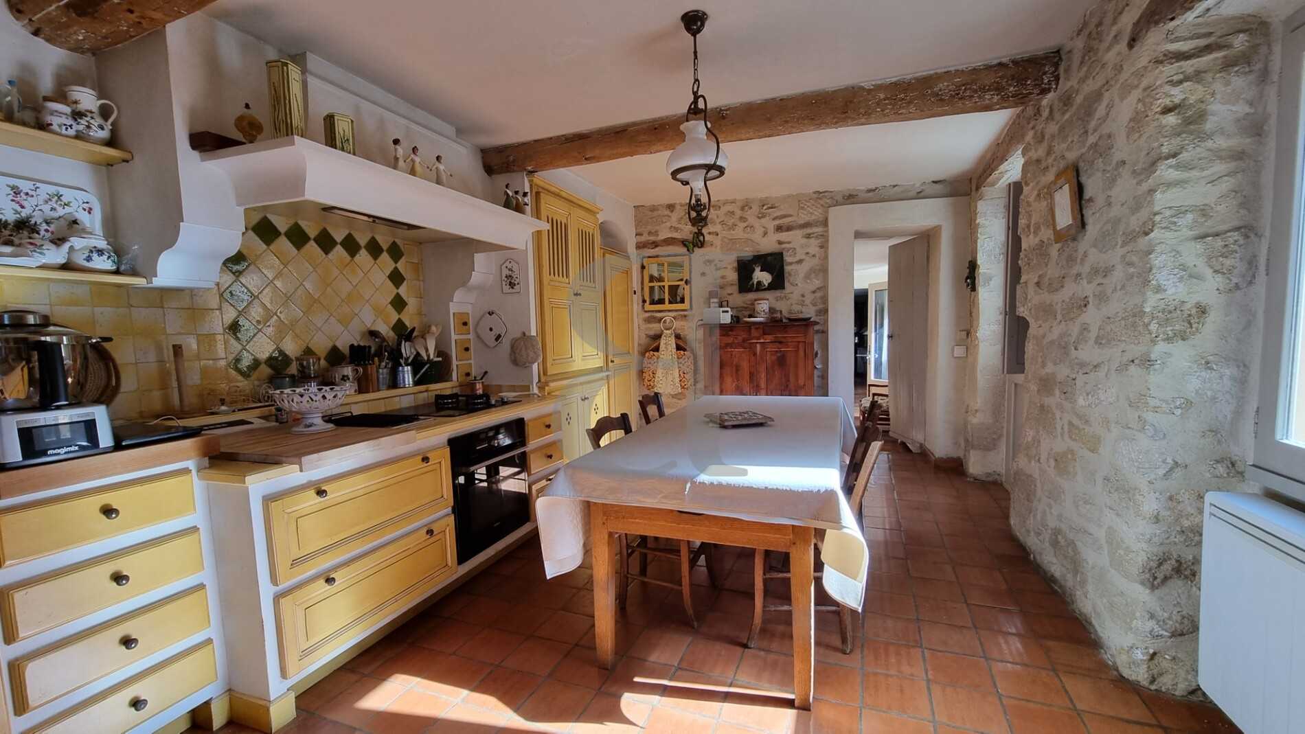 房子 在 Mazan, Provence-Alpes-Côte d'Azur 12392736