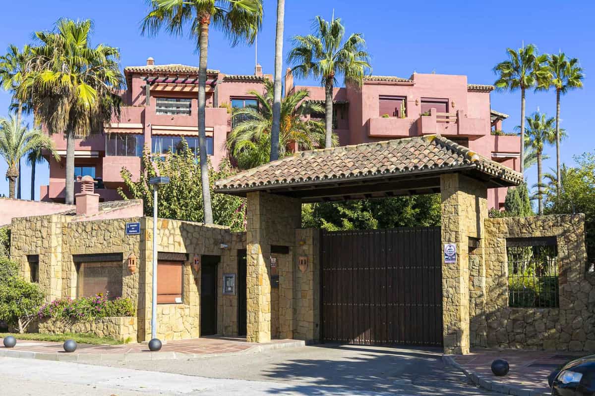 Condominium in Las Rosas, Canary Islands 12393168
