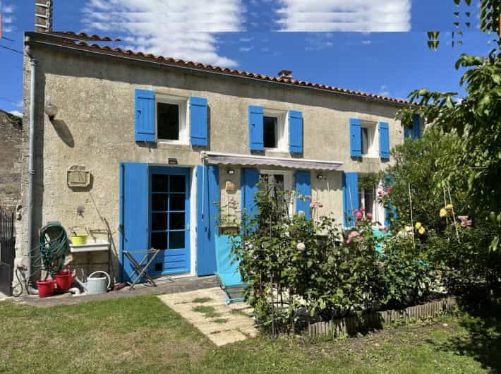 Rumah di La Villedieu, Nouvelle-Aquitaine 12393526