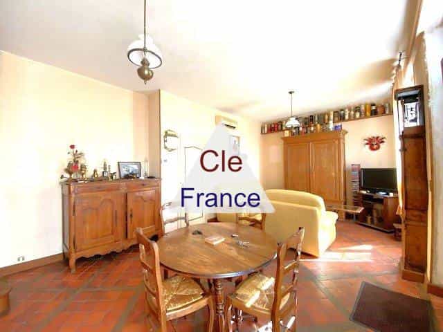 σπίτι σε Briare, Centre-Val de Loire 12393551