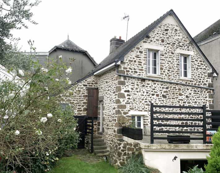 casa en Ambrières-les-Vallées, Países del Loira 12393610