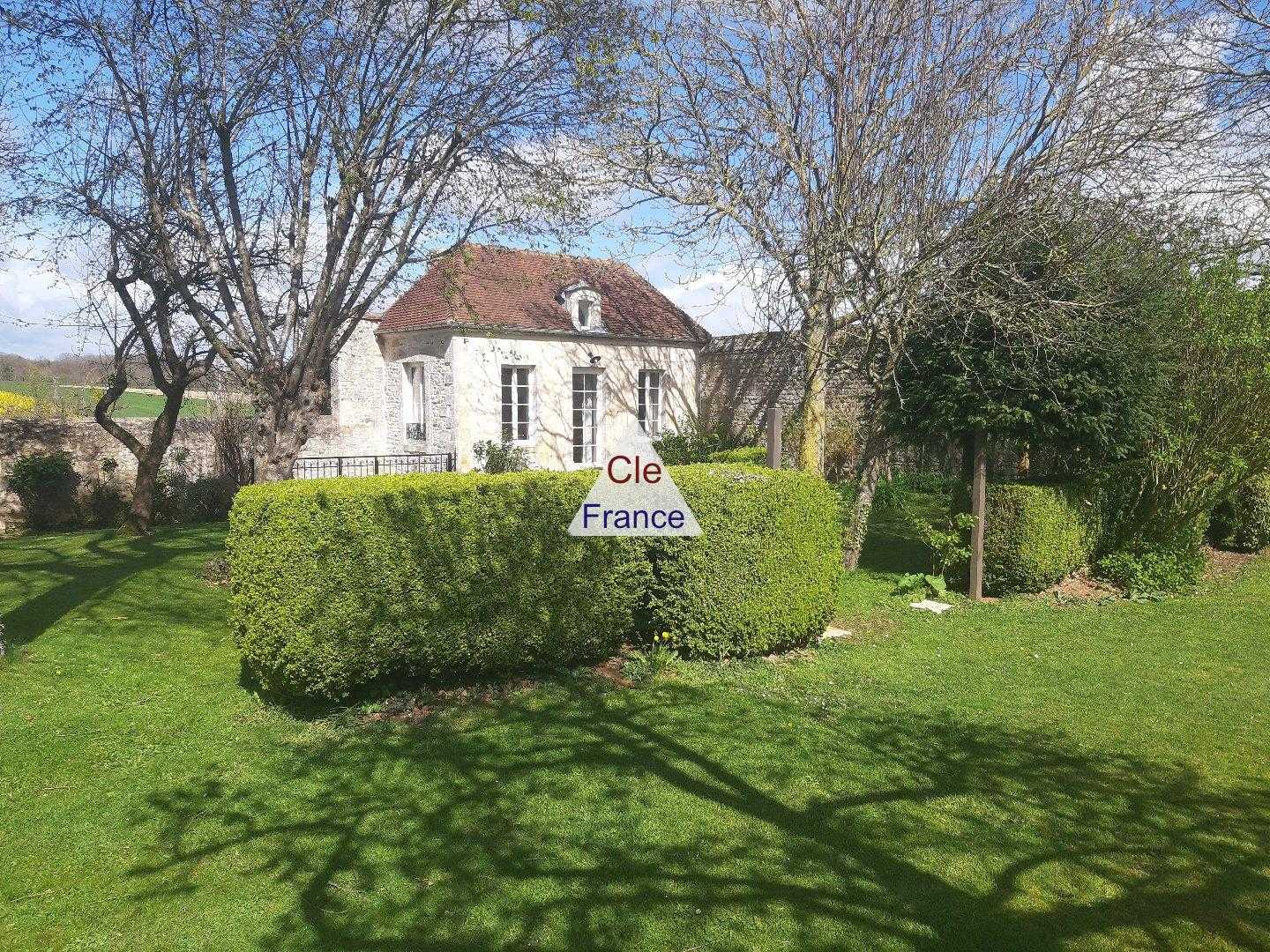 بيت في Mutrecy, Normandie 12393622