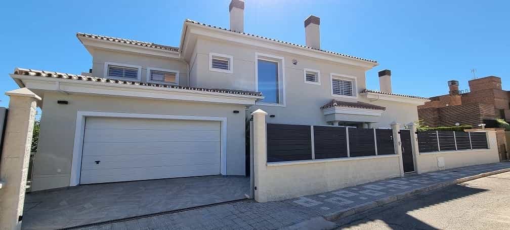 House in Churriana, Andalusia 12393689