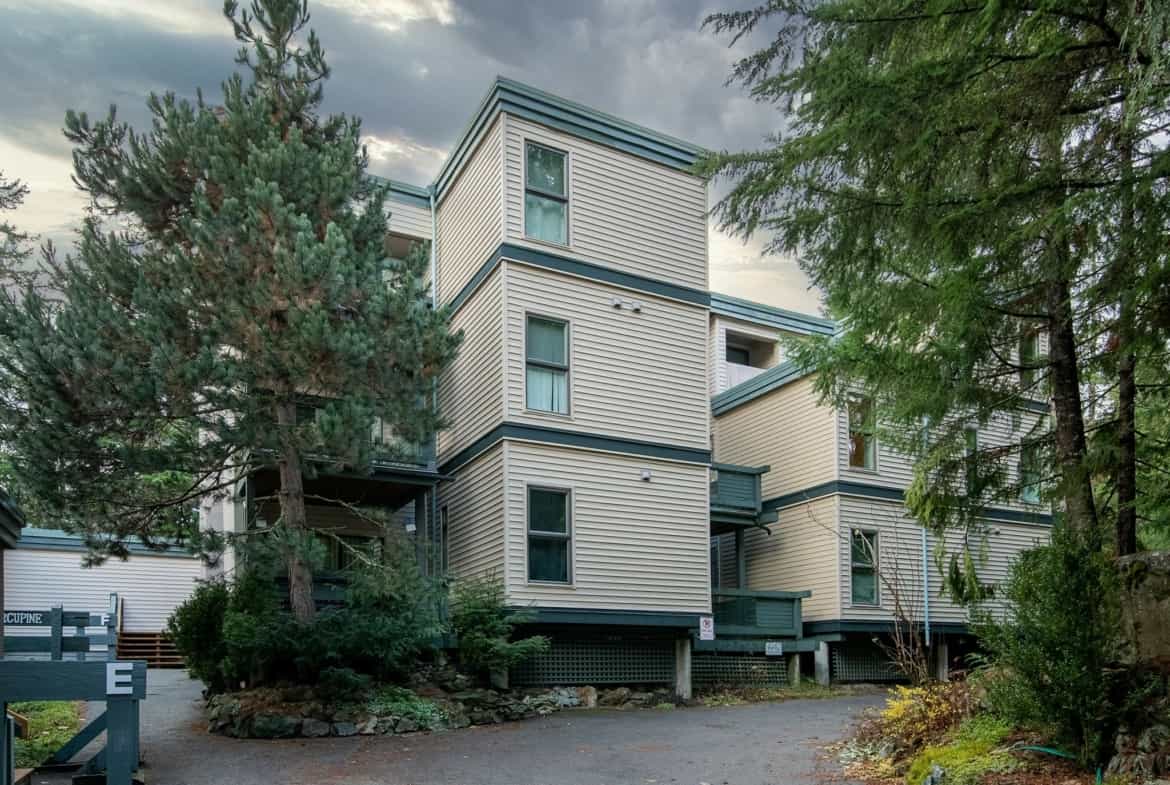 Condominium in Whistler, British Columbia 12394704