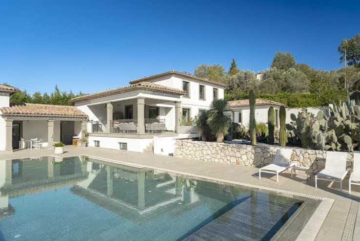 Casa nel Valbonne, Provence-Alpes-Côte d'Azur 12394714