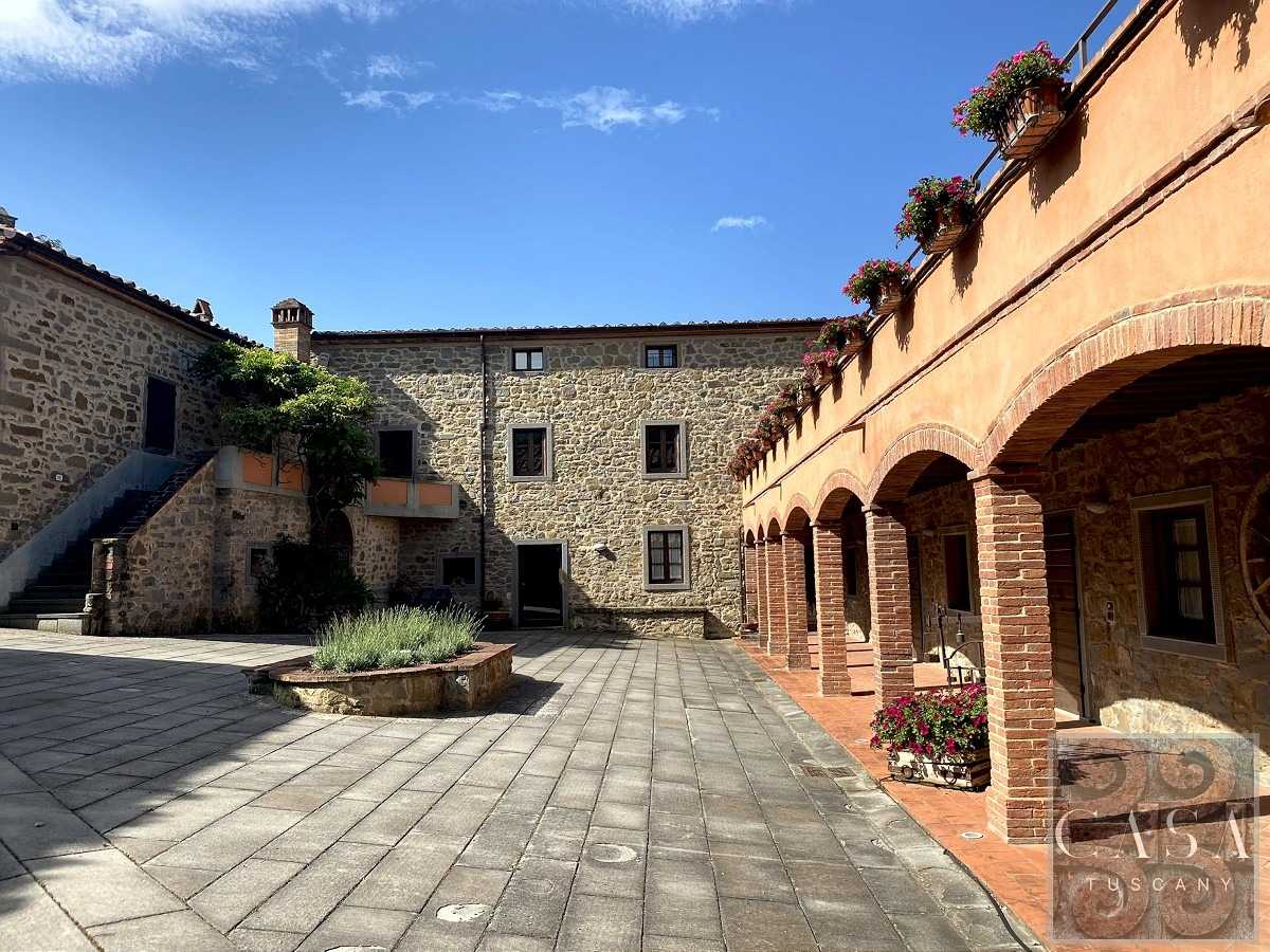 Condominium dans Cortona, Tuscany 12395207