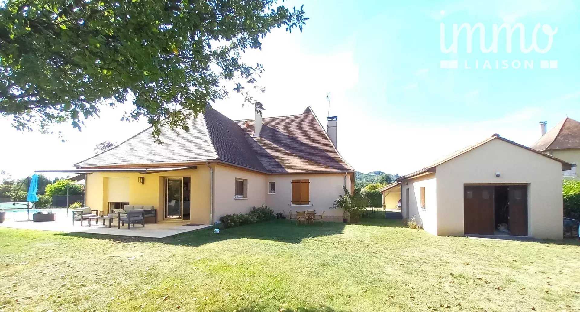 房子 在 Montignac, Dordogne 12395226