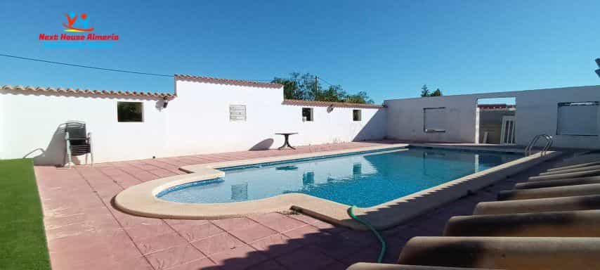 rumah dalam Albox, Andalusia 12395255