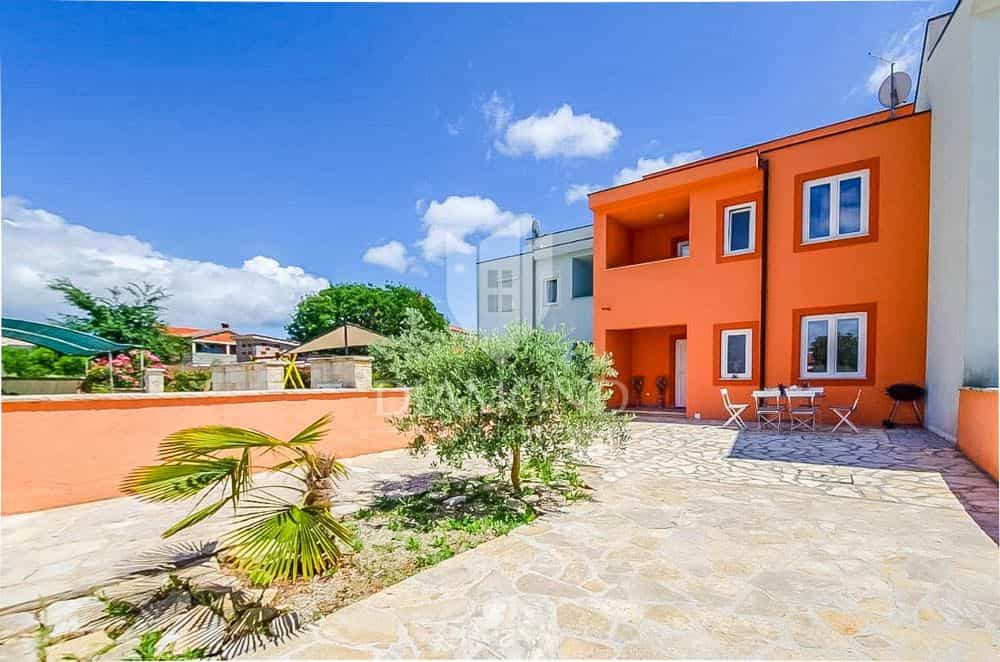 Dom w Loborika, Istria County 12395420