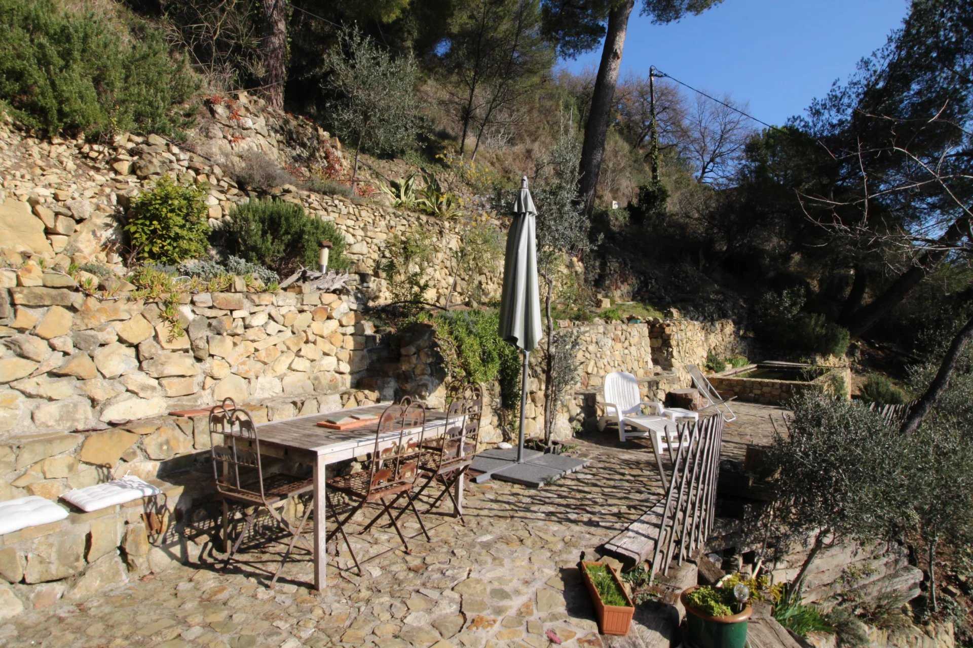 Haus im Castellar, Provence-Alpes-Côte d'Azur 12395527