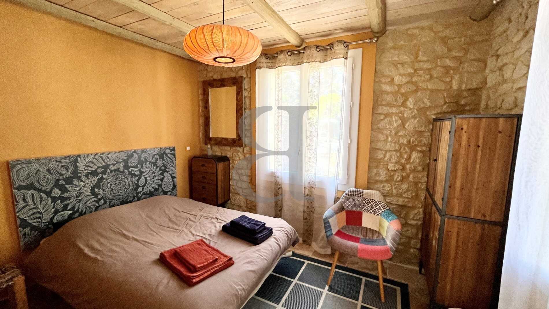 房子 在 Pernes-les-Fontaines, Provence-Alpes-Côte d'Azur 12395539