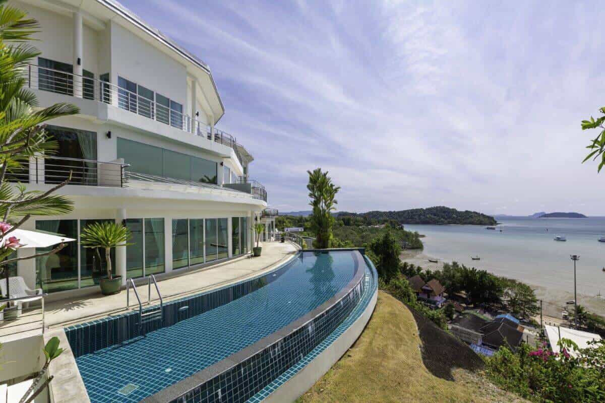 집 에 Ban Ao Po, Phuket 12395675