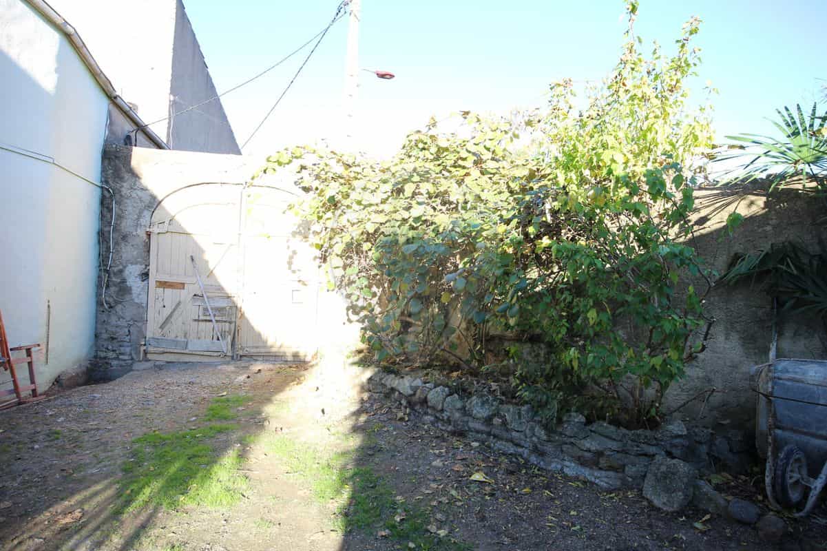 rumah dalam Puissalicon, Occitanie 12396931