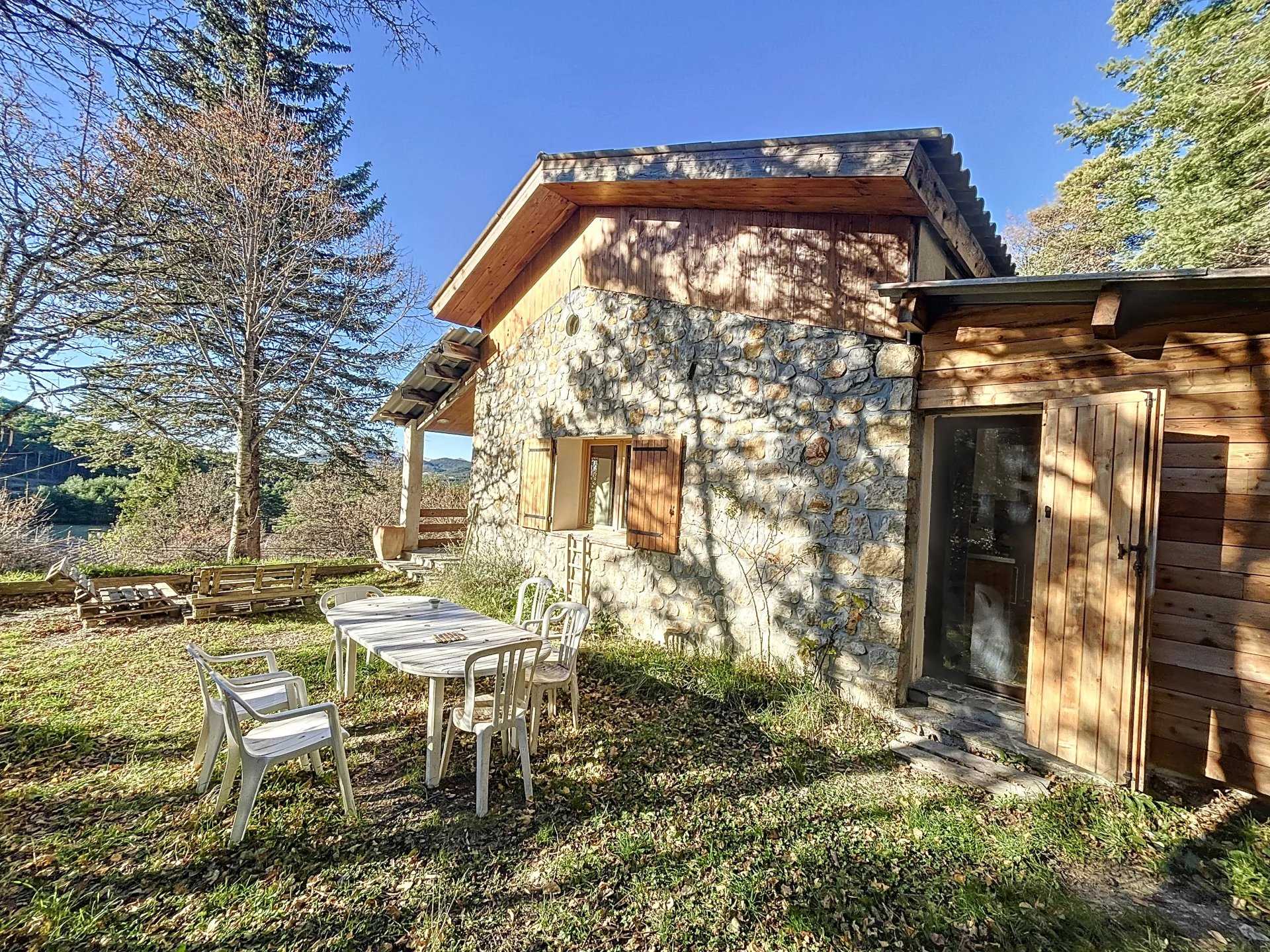 жилой дом в Seranon, Прованс-Альпы-Лазурный берег 12397761