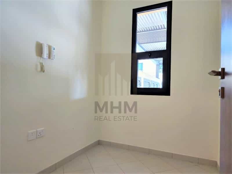 House in Sharjah, Ash Shariqah 12398265