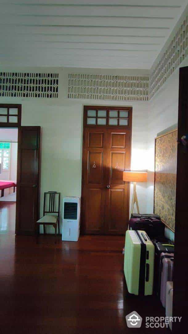 House in , Krung Thep Maha Nakhon 12398618