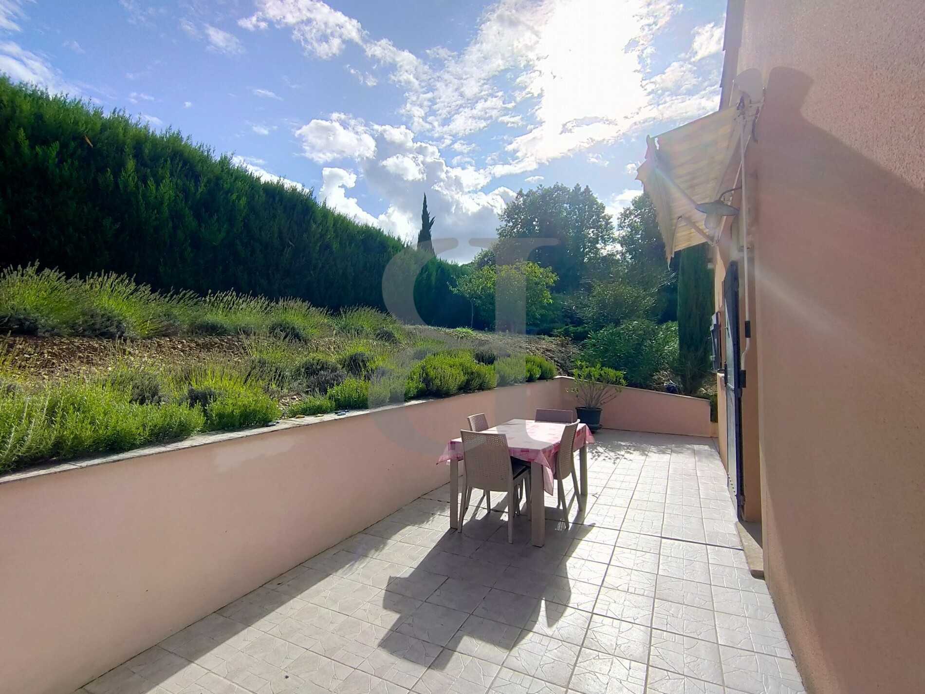 casa en Vaison-la-Romaine, Provenza-Alpes-Costa Azul 12399326