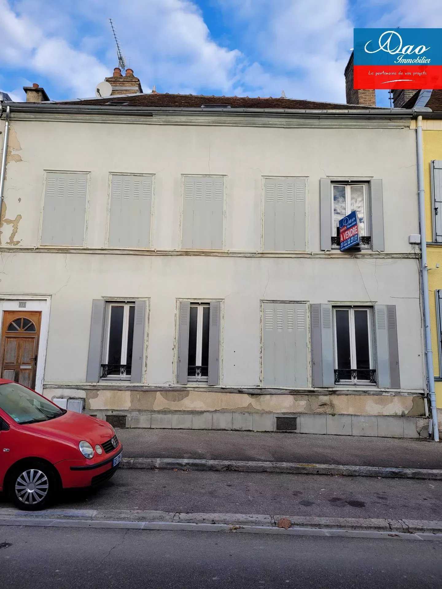 Flere hus i Troyes, Grand Est 12400167