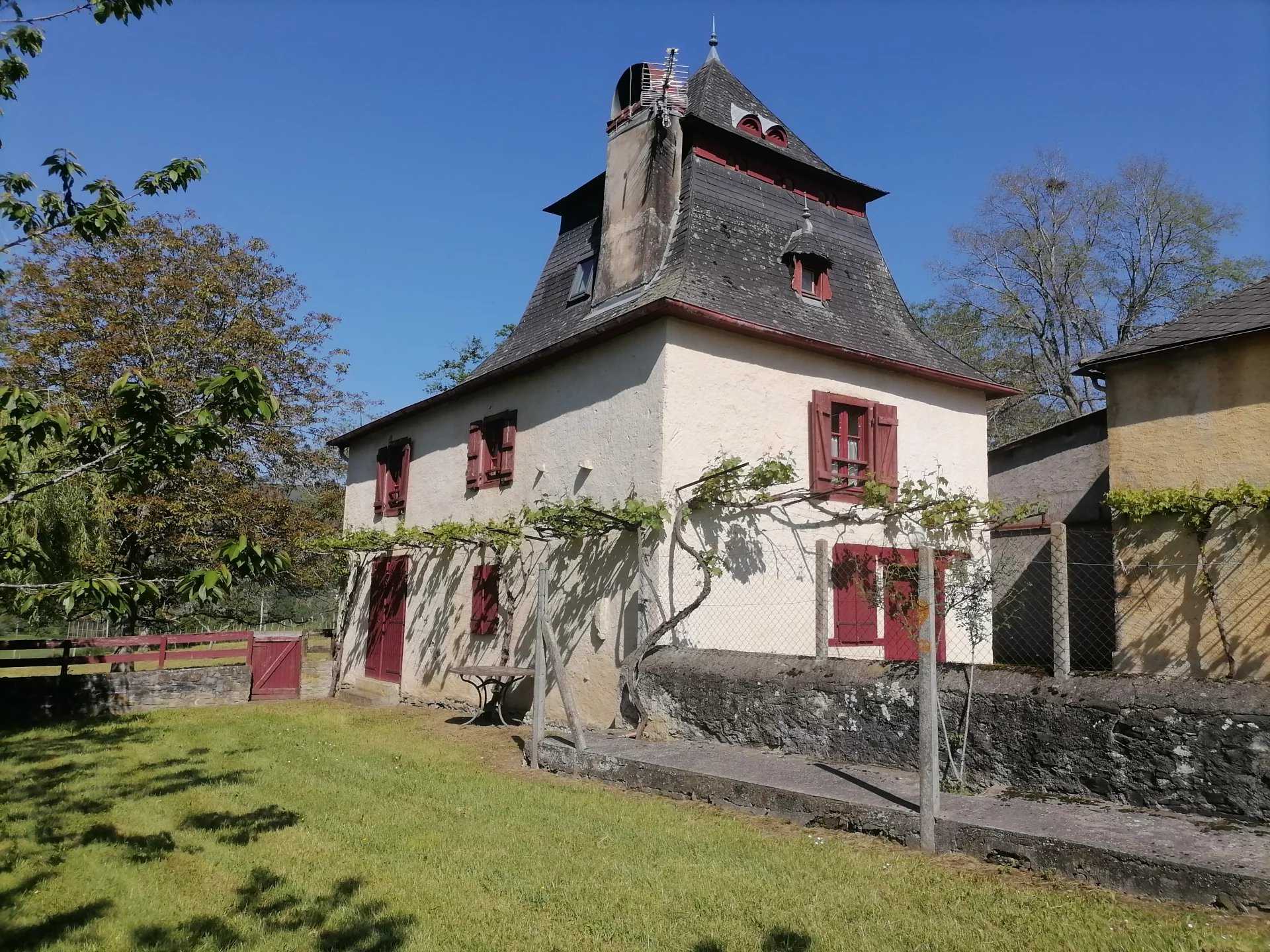 Будинок в Mauléon-Licharre, Pyrénées-Atlantiques 12400176