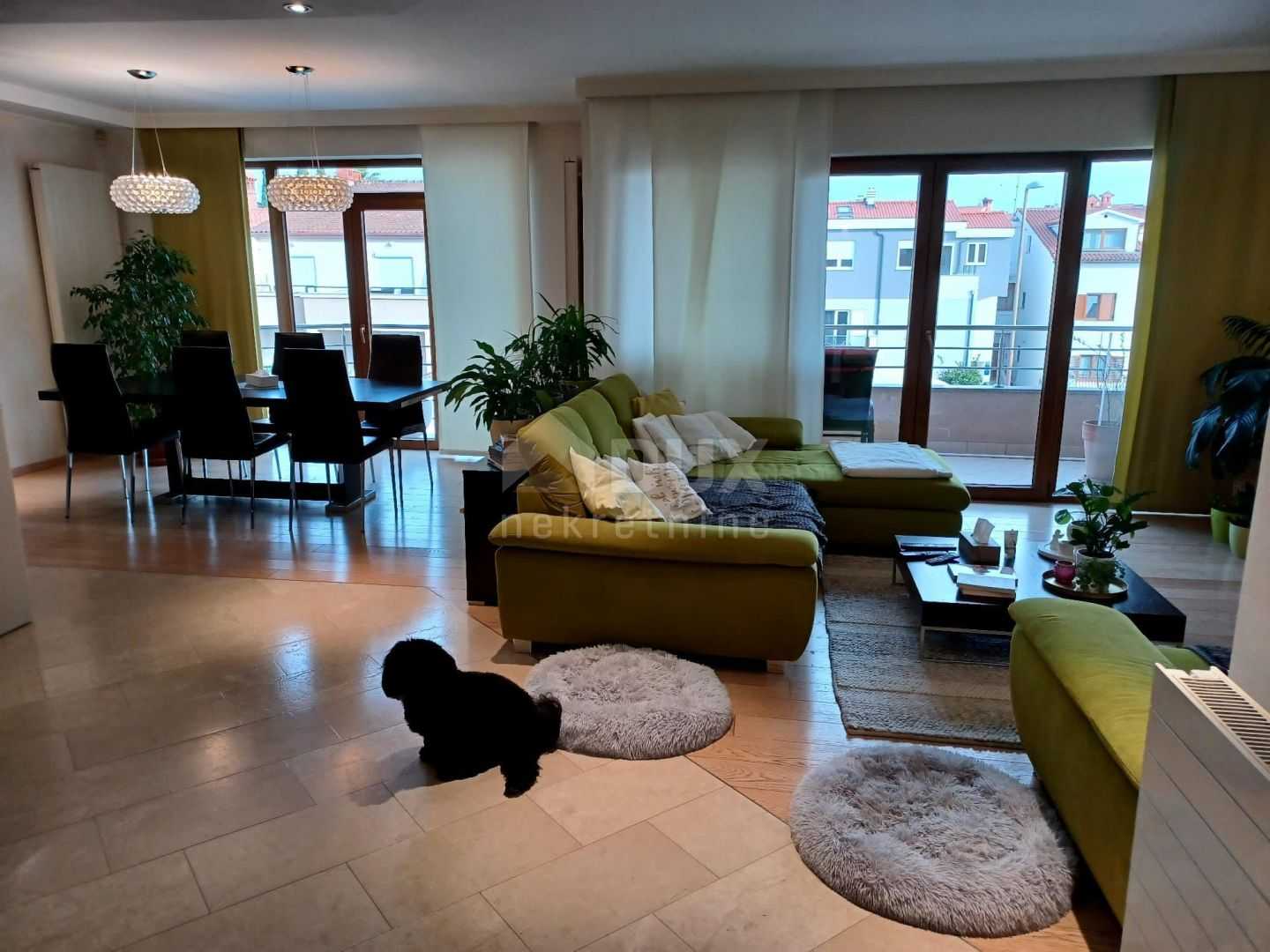 Condominium in Pula, Istarska Zupanija 12400384