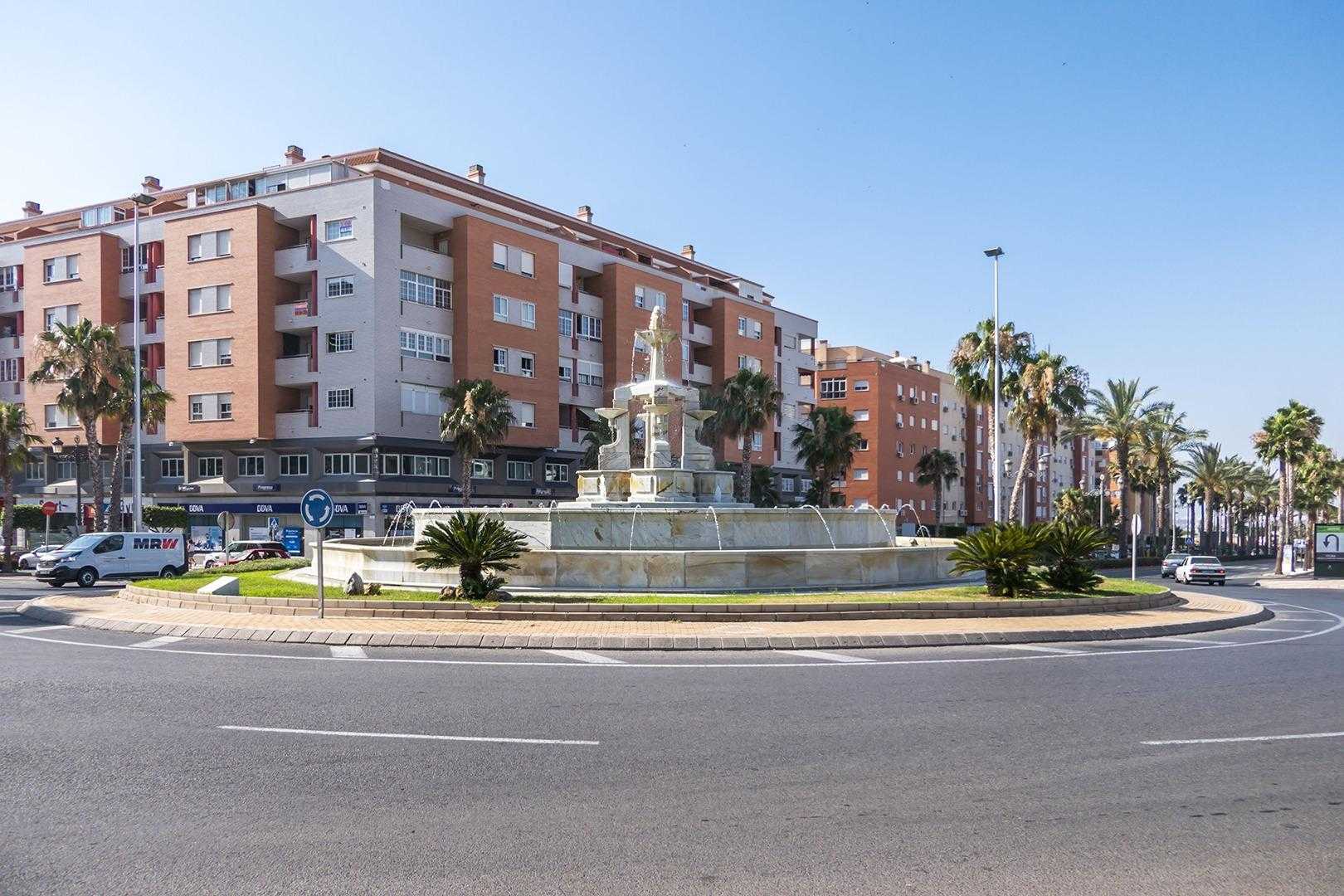 Condominio en Las Hortichuelas, Andalucía 12400517