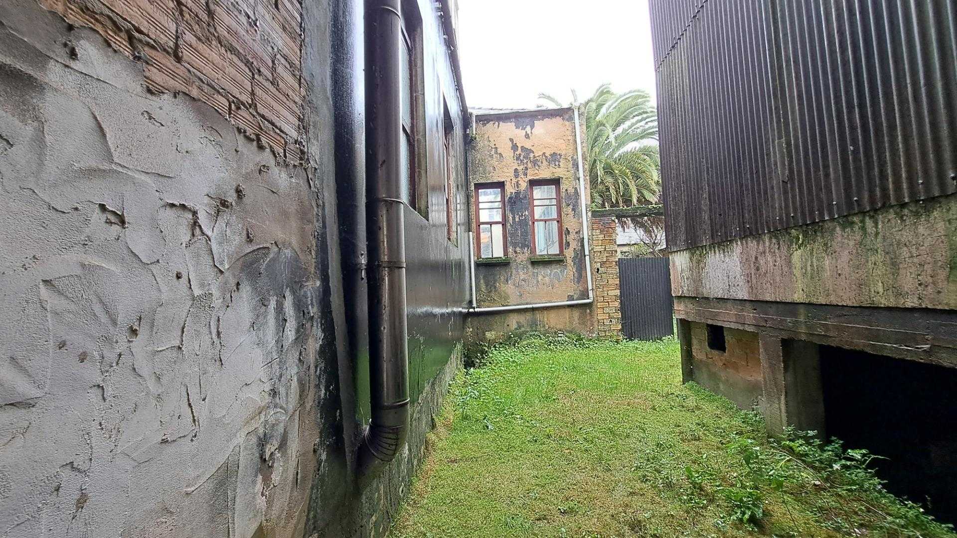 मकान में Puentes de García Rodríguez, Galicia 12400524