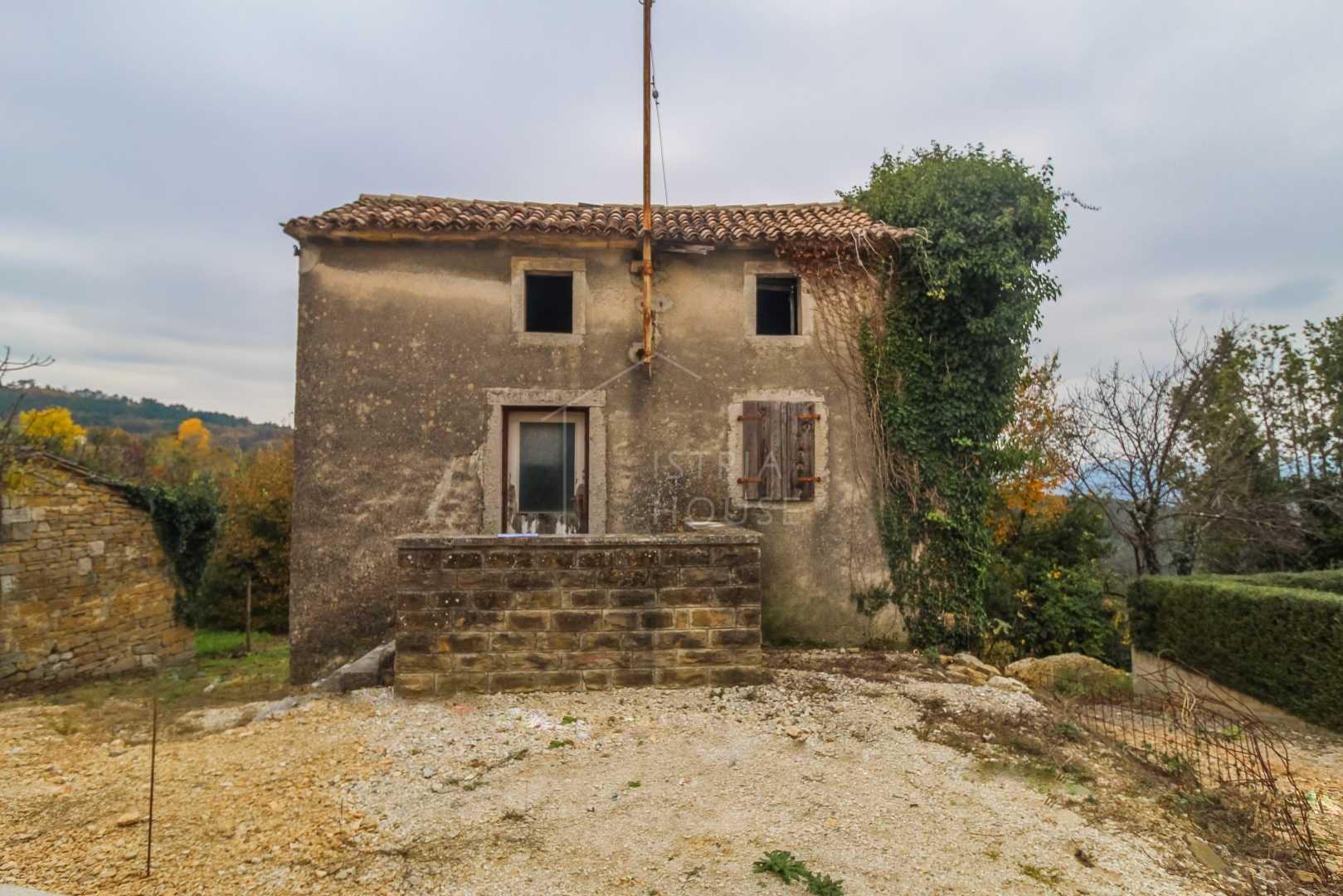 House in Motovun, Istarska Zupanija 12400545