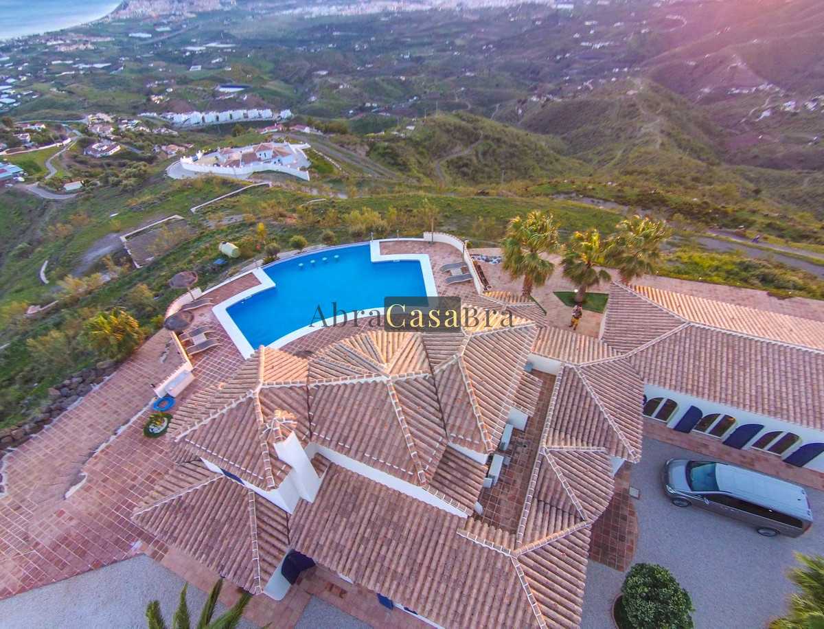 House in Algarrobo, Andalusia 12400890