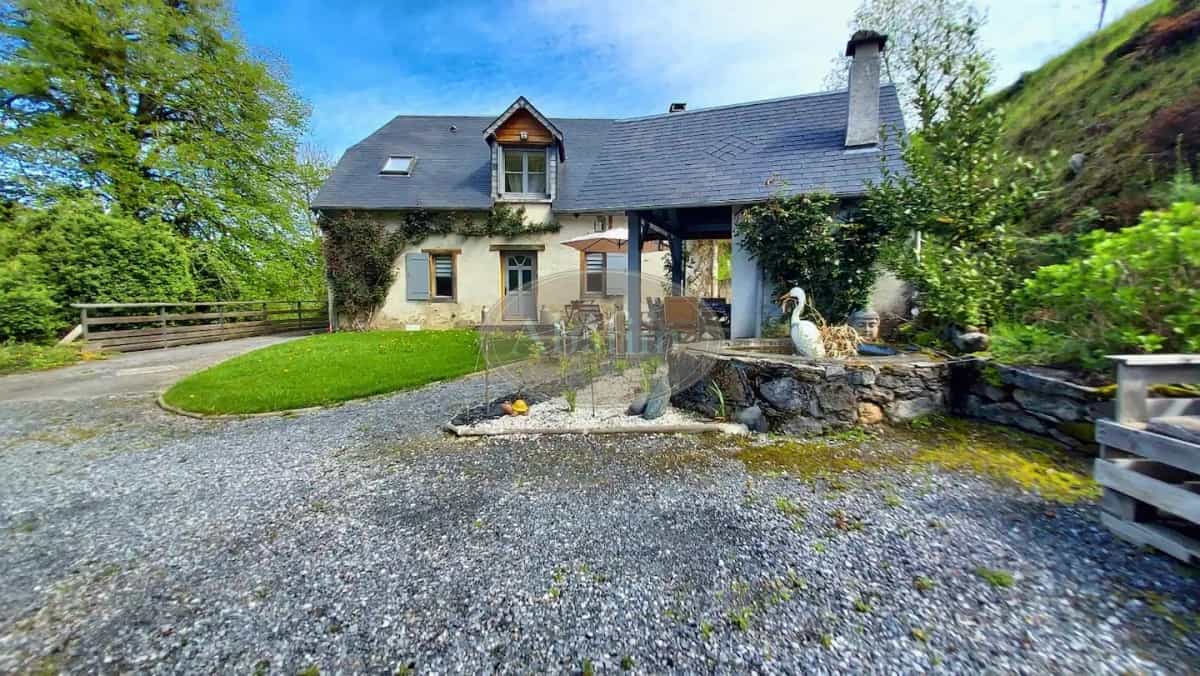 Huis in Bagnères-de-Bigorre, Occitanie 12401661