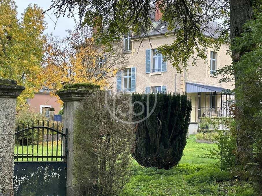 Huis in Avord, Centrum-Val de Loire 12401962
