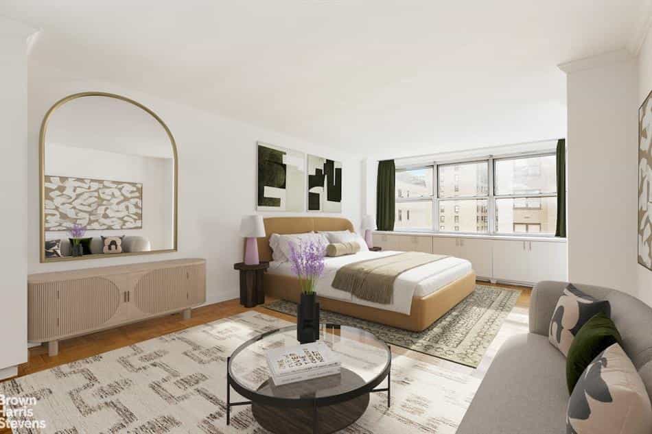 Condominium in Manhattan, New York 12402165