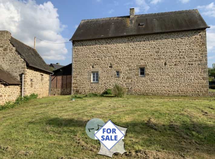 House in Chantrigne, Pays de la Loire 12402303
