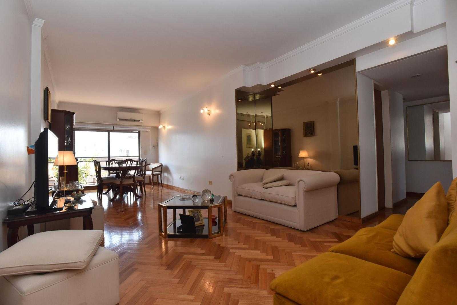 Condominium in Vicente Lopez, Buenos Aires 12402393
