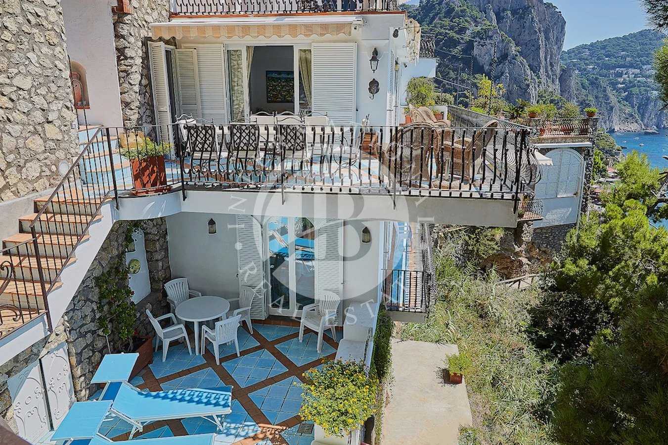 Condominium in Capri, Campanië 12402946