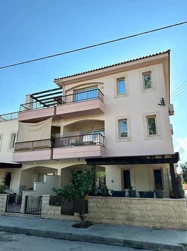 Condominium in Anavargos, Pafos 12403216